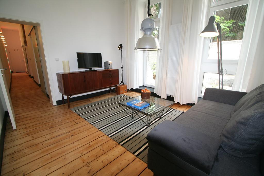 Apartment Miro Koln Ruang foto