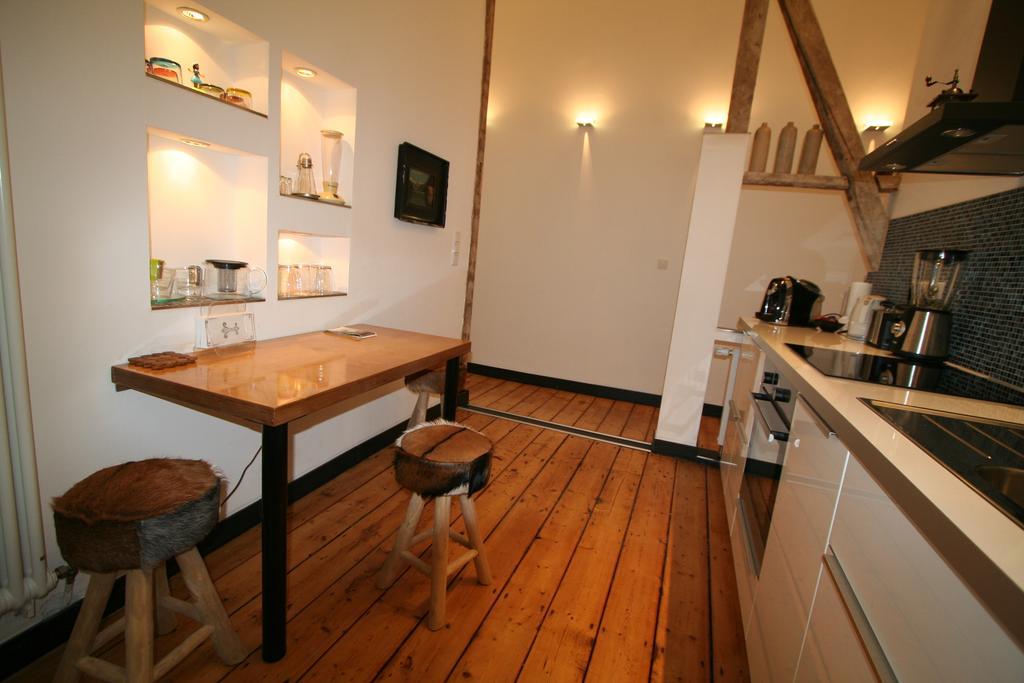 Apartment Miro Koln Ruang foto