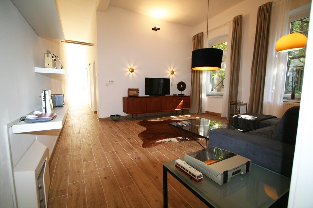 Apartment Miro Koln Ruang foto