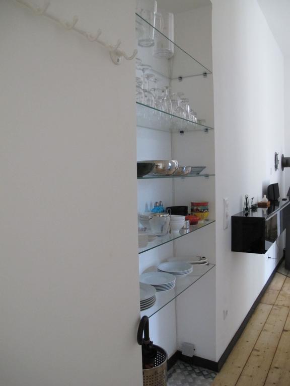 Apartment Miro Koln Ruang foto