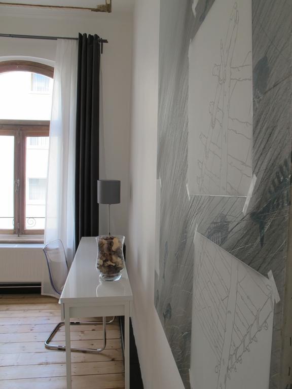 Apartment Miro Koln Ruang foto
