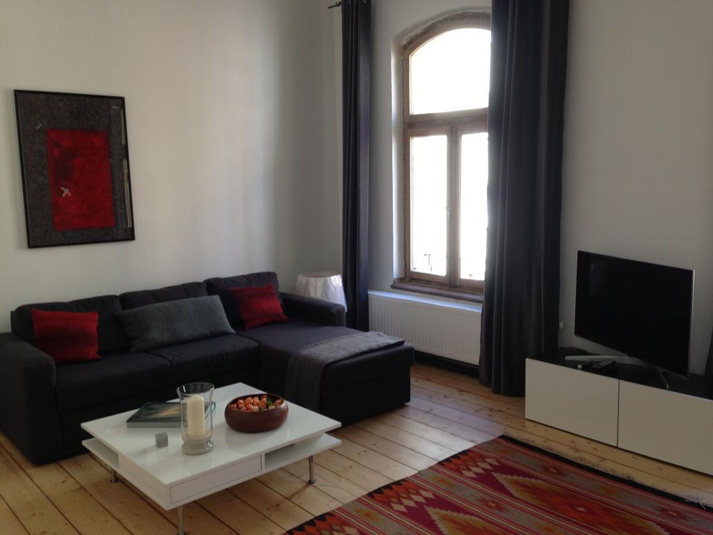Apartment Miro Koln Ruang foto